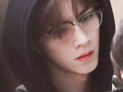 너가 차고 너가 더 아파하면 어떡해