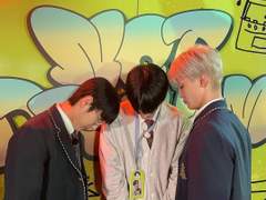 상황문답 - 넥타이 매줄 때 시티들 반응