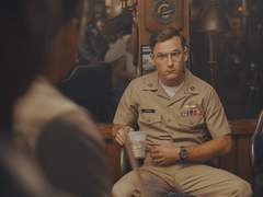 1 "내 전부가 될 사람을 어떻게 못 알아보겠어."