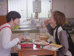 11. 조각 조각의 두 사람