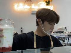 참새톡 유니버스