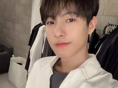 여친을 누구보다 잘 아는 인준이가 보고 싶다.