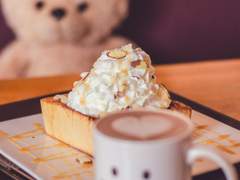 오랜만에 그의 집에서 북엇국 냄새가 났다.