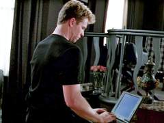 "아이스대령과 비밀작전 임무를 하란 말씀이십니까?"