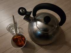 2022. 10. 23. 새벽부터 해장술을 시작했다.