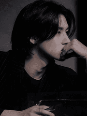 케이크를 한 입 먹으면