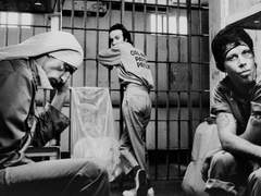 외로운 사람들은