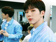 [기현] 로하 삼촌도 싫진 않아.