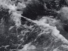 깨진 진실의 한 조각을 그날 밤 내가 보았다고*