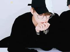 안경 너드 제노