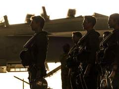 Top Gun: Maverick - Esquire 기사 부분 번역