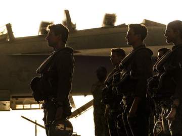 Top Gun: Maverick - Esquire 기사 부분 번역