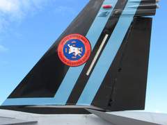 Top Gun: Maverick - 아트 디렉터 Lauren Polizzi의 세트 제작 설명 번역