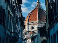 천재와 바보는 종이 한 장 차이