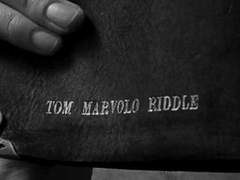 Tom RiddleXAlphard Black [Why do you wish me happiness?]