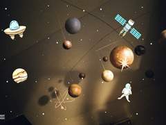 흘러가는 저 소행성처럼 우주를 여행하는 D