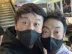 221119 [19 세 이상]