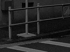 이야기는 언제나 검은 아가리를 열어 어린아이들을 통째로 잡아먹었습니다*