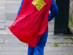 너는 이미 영웅이니깐.