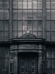 𝑶𝒑𝒉𝒆𝒍𝒊𝒂