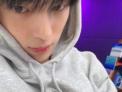 내껌딱지 미녀쿠