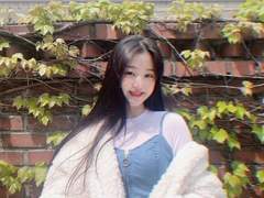 나는 여전히 여기 숨 쉬고 있어*