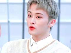 뭘 좋아할지 몰라서 다 가지고 옴 +++