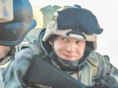 19 "미치셨습니까? 누구한테 협박이라도 받고 계신 겁니까?"