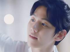 너 또한 이 꽃처럼 순수한 미소가 참으로 어여쁘구나