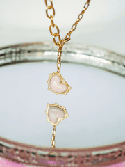 목걸이에서 빛이 날때까지