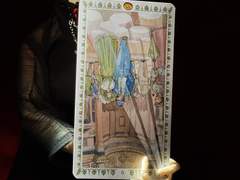 이번 주의 카드: 9 of Pentacles reversed