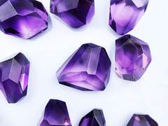 <The Outlaws on the Night Sea>