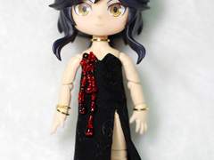 오비츠 11 의상 - 블러디 비즈 드레스