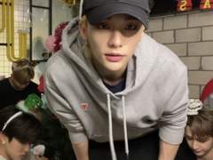 [21.12.23 트리라차🎄🌟🎀]