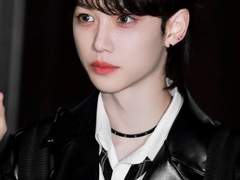 원래 호주에서 온 사람은 개방적이야? TALK••2