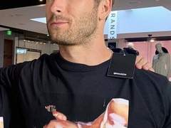 [주명/글/이번 크리스마스는 환상, 다음 크리스마스는 선물]