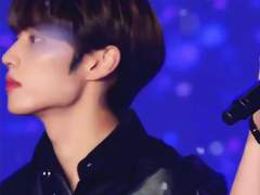 도서관에서 좋아하는 사람이 생겼어요