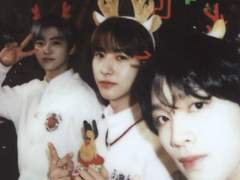 Love is already dead. 00