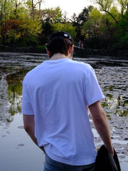 너는 나를 모르지만