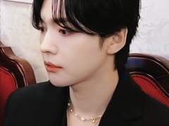 202212_눈 / 까만애