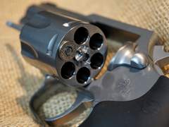 인간과 로봇, 그리고 좀비