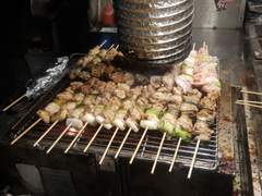 2023. 1. 6. 김밥 한줄로 두끼 나눠먹기 성공~!! 오늘 퇴근하면 올해 첫 주말을 보낸다. 화이팅~!!