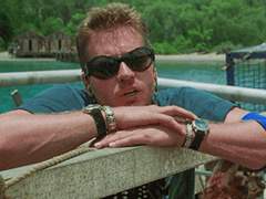 Dr. 몽고메리 선글라스 오래 끼고 있을때가