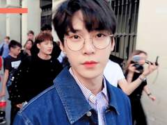 술에 취한 나, 그리고 다른 동기에게 업힌 채...