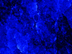 그곳은 찬연하게 빠져죽일 심연이니.