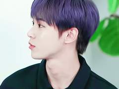 영화관에서 한 첫 스킨십.