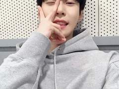 제목 미정의 역하렘