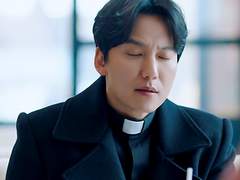 주님 영광 받으소서.