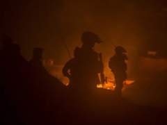 ISOLATE DIABOLOS - Hold The Line - 1. 사막