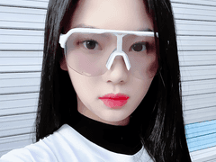 𝟑𝟎𝟎𝟎𝐰𝐨𝐧 𝐩𝐬𝐝